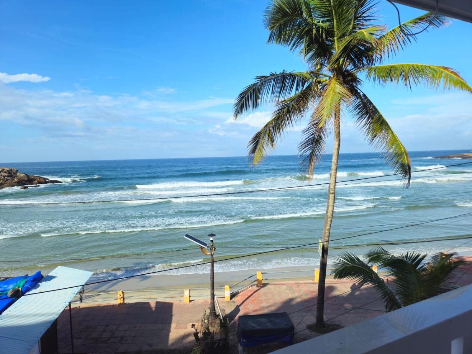 Orion Seaview Beach Hotel Kovalam Eksteriør bilde