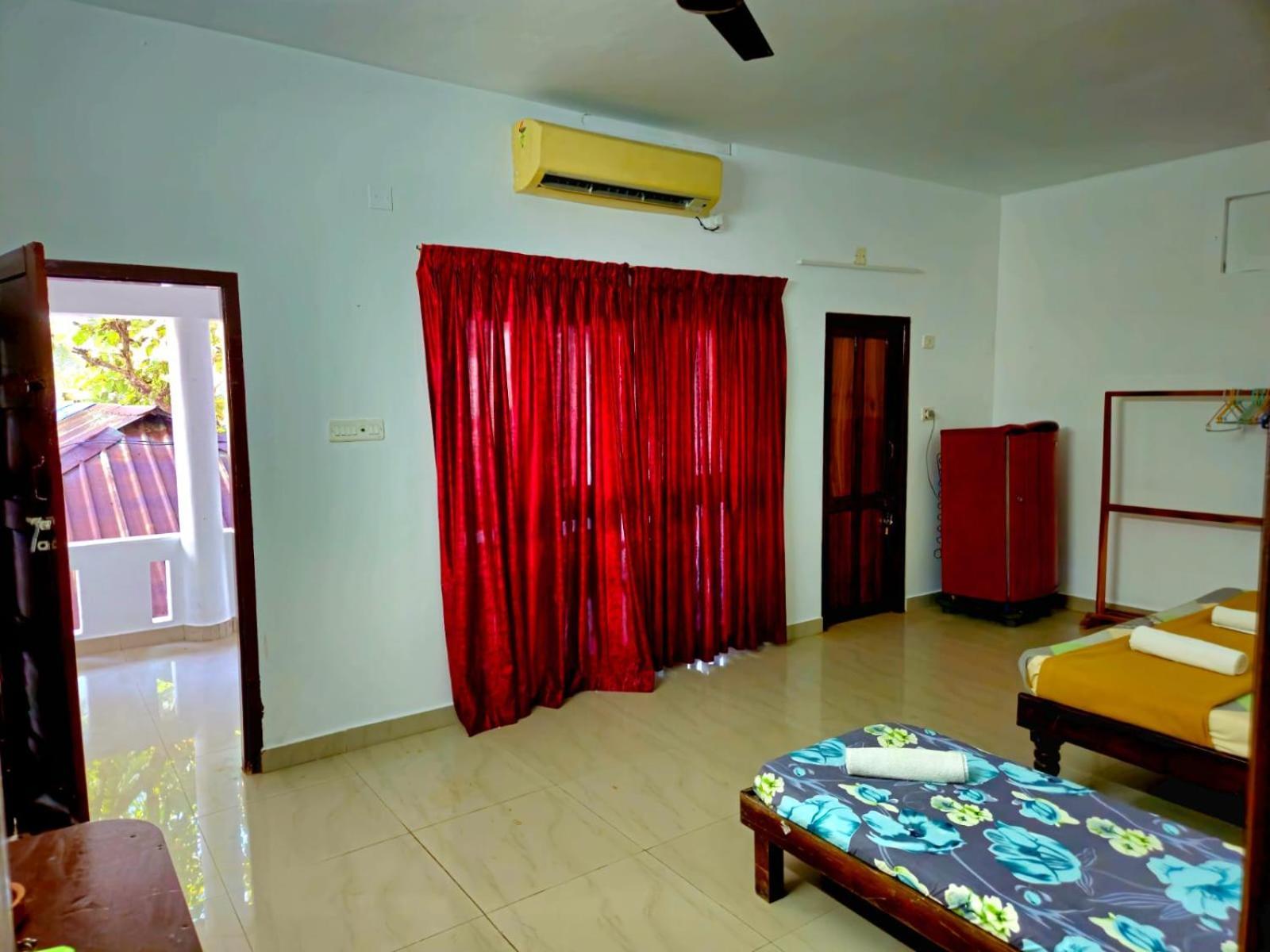 Orion Seaview Beach Hotel Kovalam Eksteriør bilde