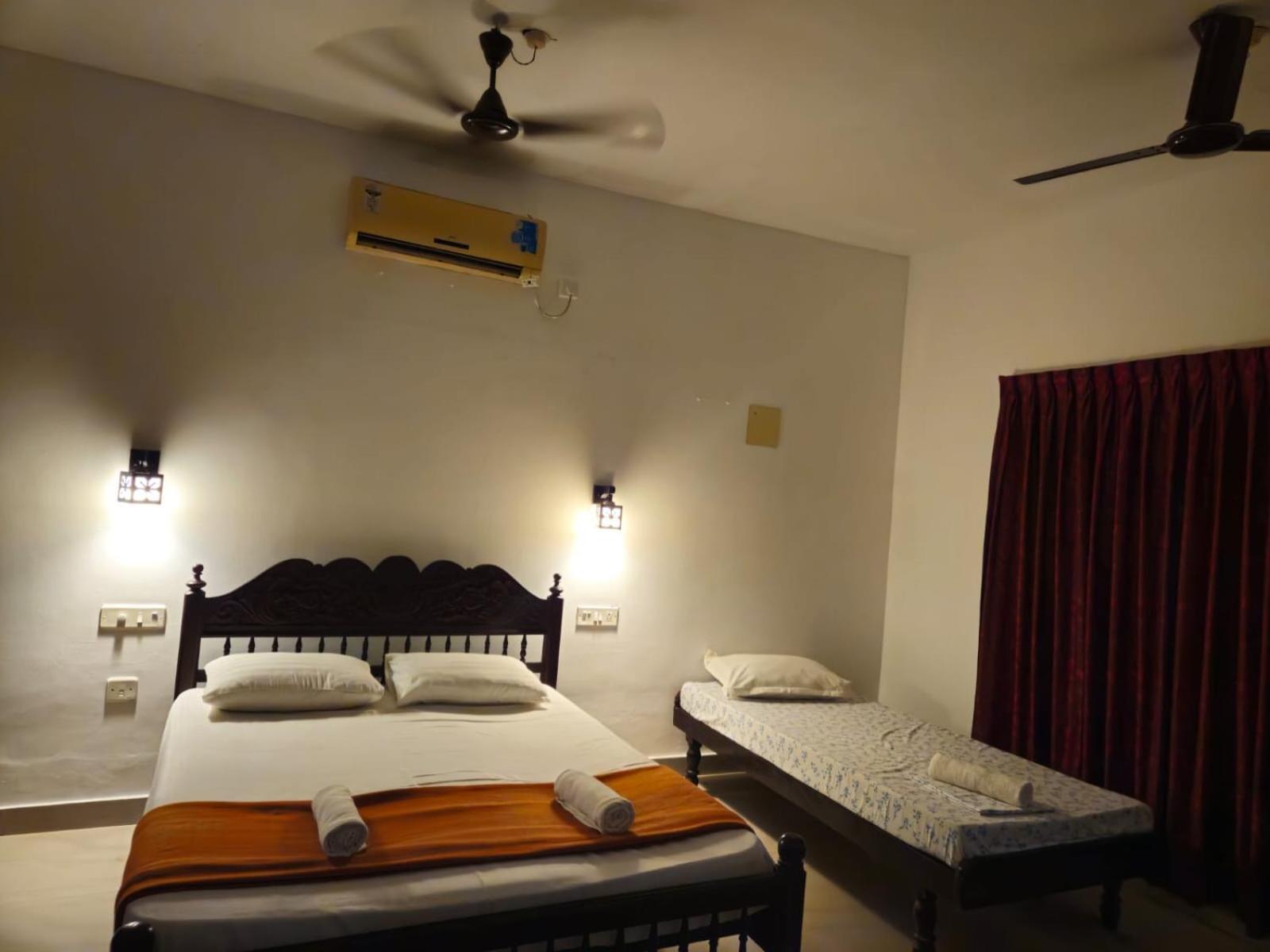 Orion Seaview Beach Hotel Kovalam Eksteriør bilde
