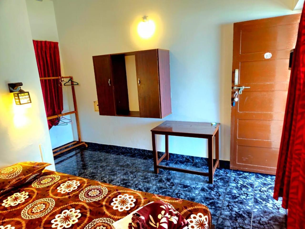 Orion Seaview Beach Hotel Kovalam Eksteriør bilde